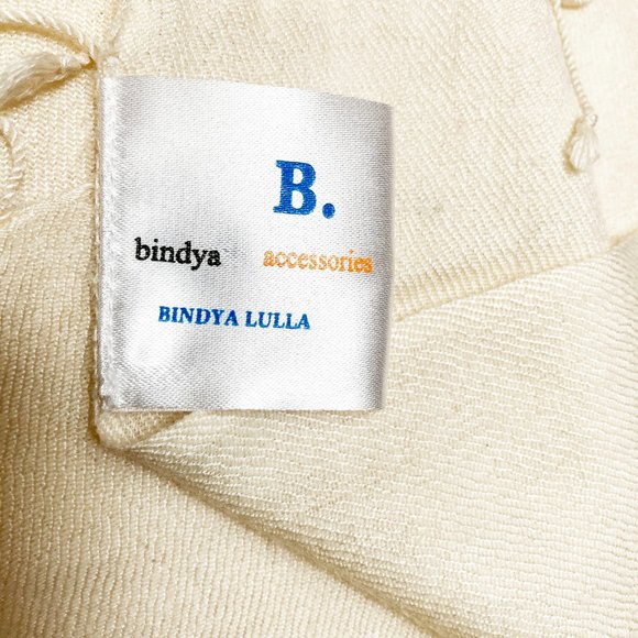 B. Bindya Accessories  Luxurious off White Pashmina 70% Wool, 30% Silk - Picture 3 of 5